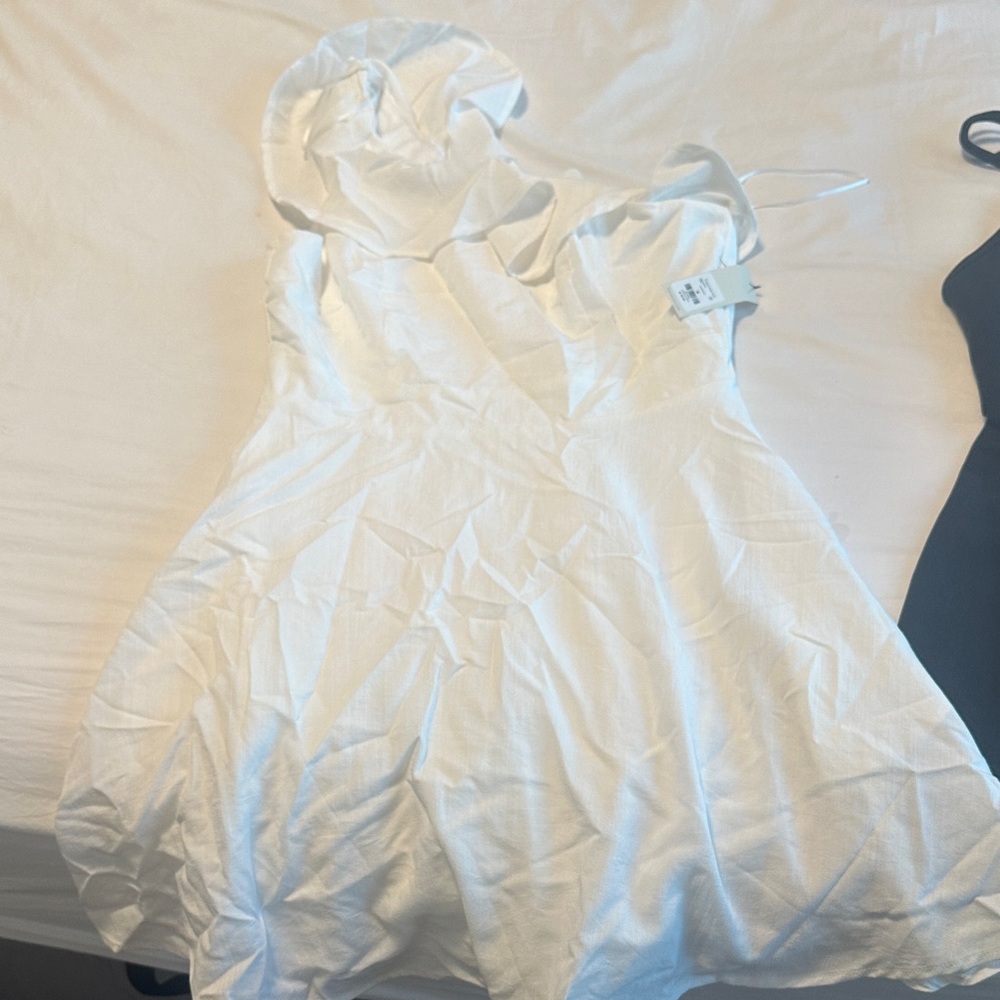 Francesca's Collections White Midi Dress